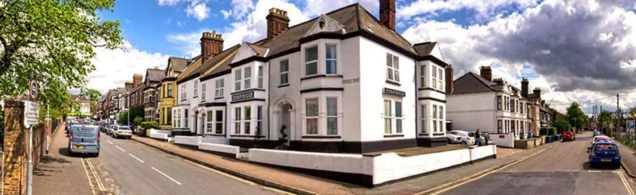 Marlborough 3*